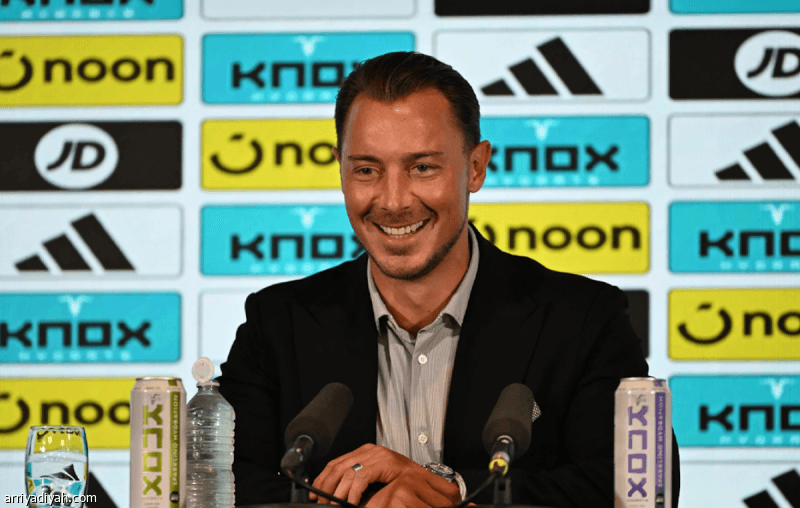 Yisla: No tears for departing stars