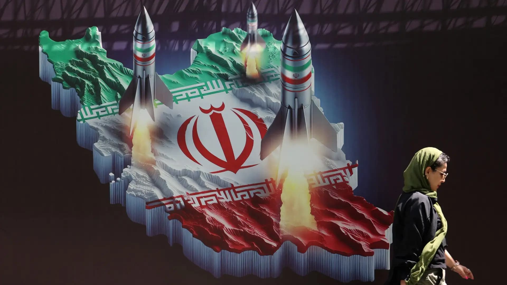 إيران تتعرض لهجمات أميركية ووقوع قتلى