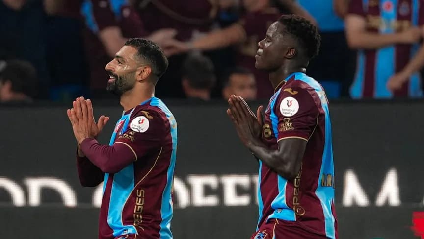 Trabzonspor Dominates Galatasaray with Salah's Three