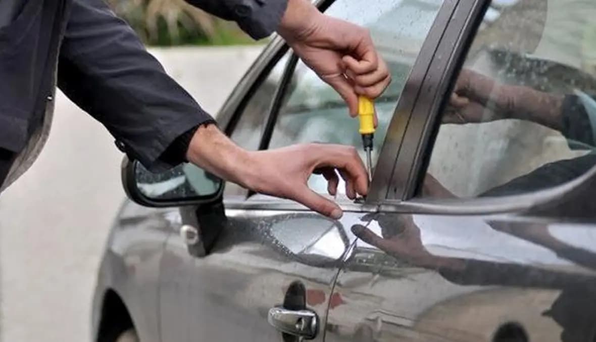 Hospital visitor car thief detained