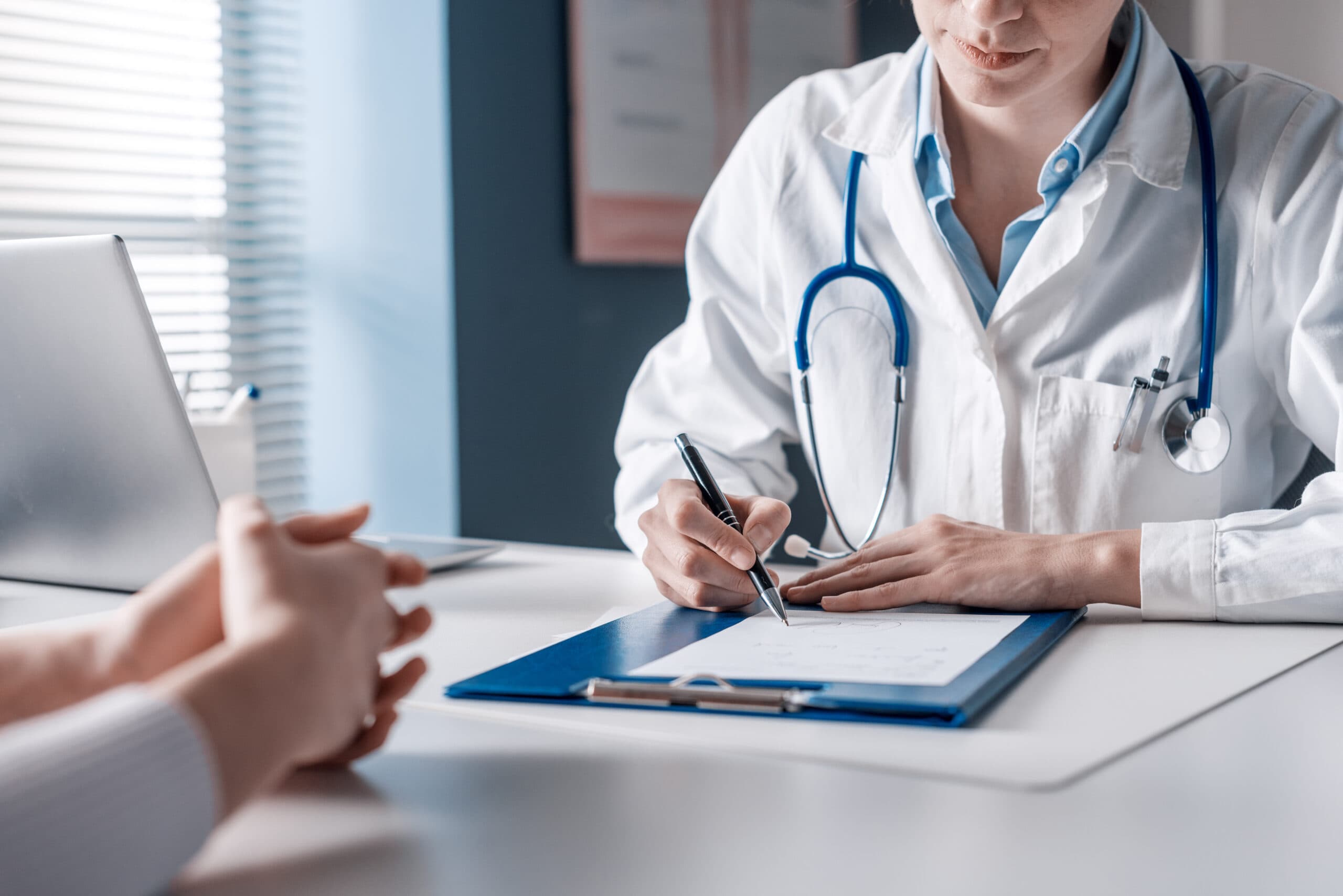 Debates on specialist doctor appointments