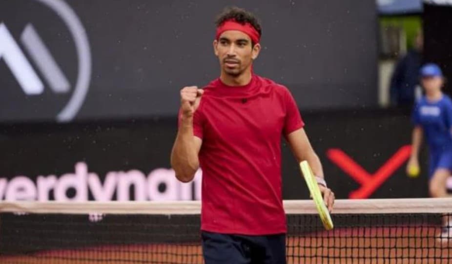 Moaz Al-Sharqi Reaches Round of 16
