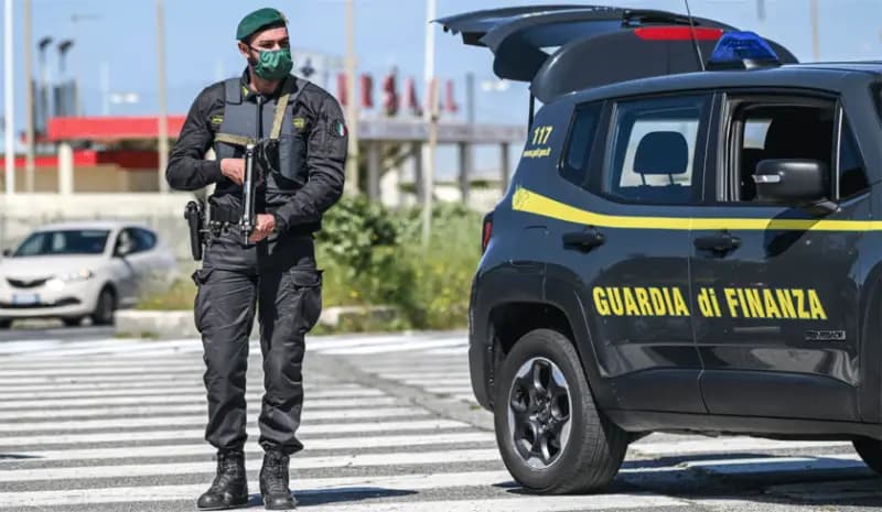 Italy prolongs Schengen suspension with Spain
