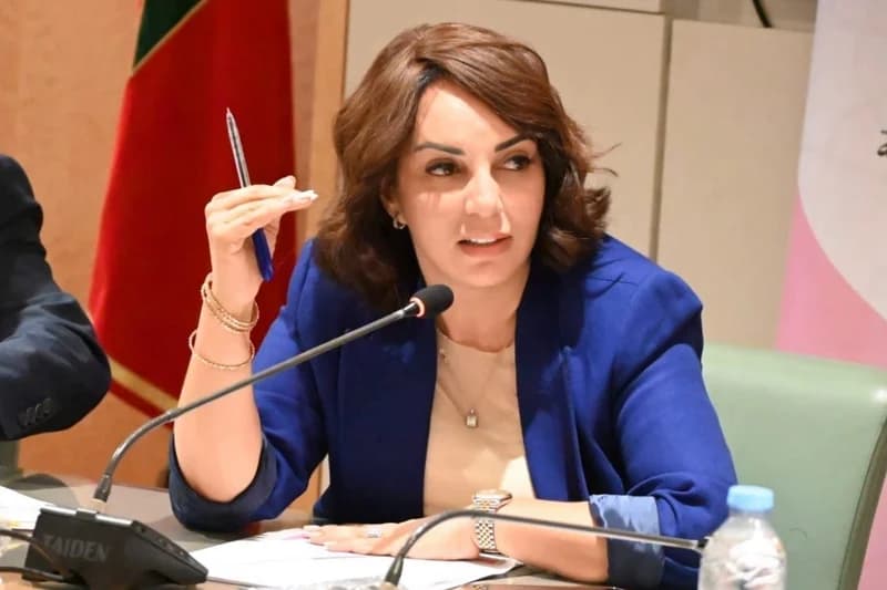 وزيرة مغربية تتنازل عن مهامها بعد 48 ساعة