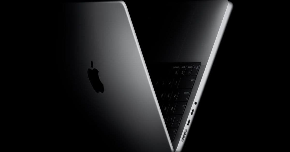 أبل تجهز أول MacBook بشاشة لمسية