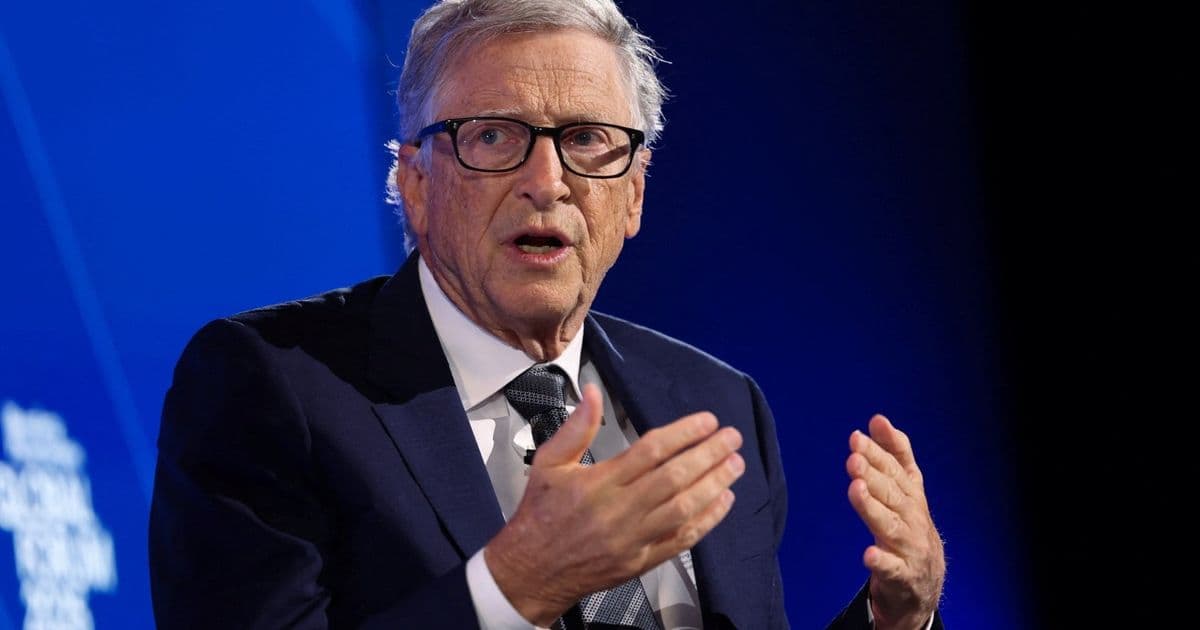 Bill Gates urges AI regulation action