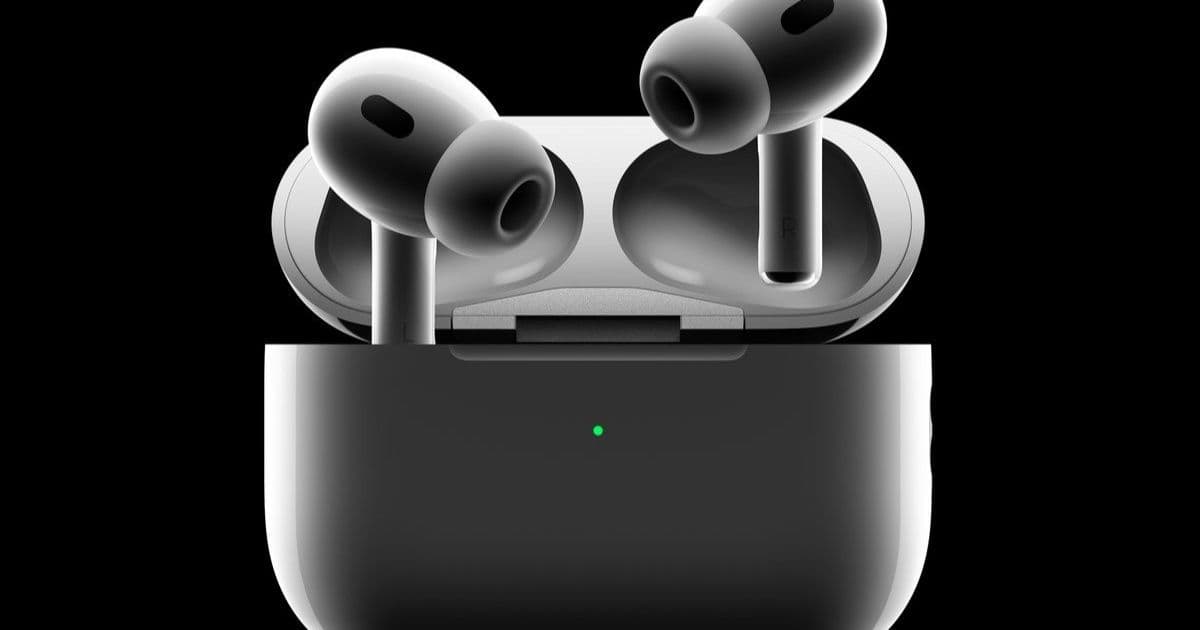 تحديث أبل يبرز سماعات AirPods بكاميرا