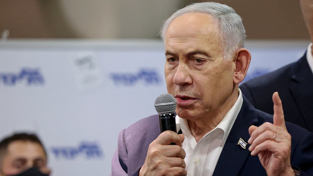 Netanyahu urges US and Israel to oust Iran as Brent crude rises
