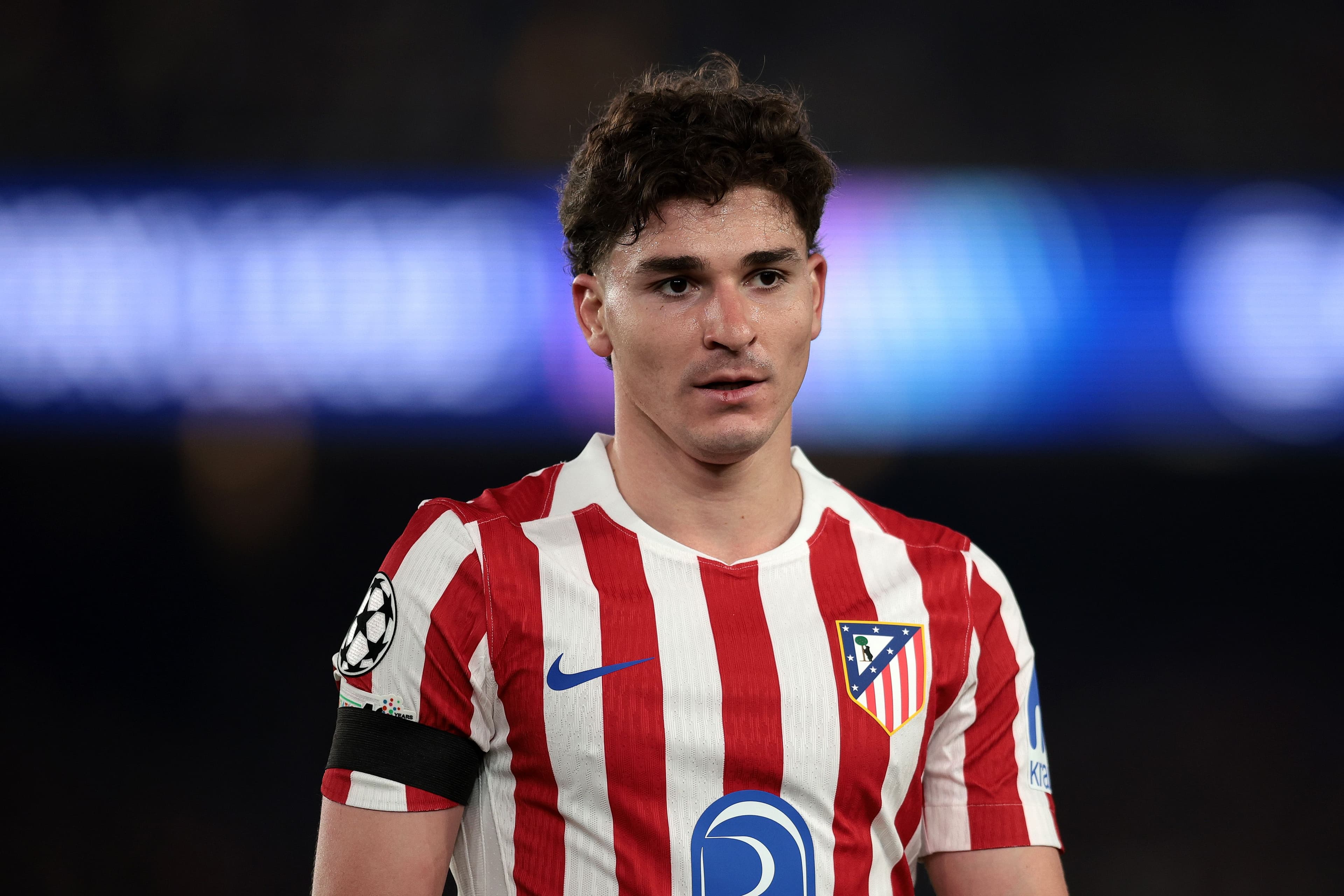 Barcelona sets final deadline for Julián Álvarez transfer
