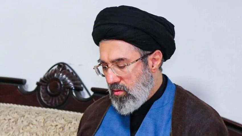 Iranian Guide: Iran and resistance fronts challenge US