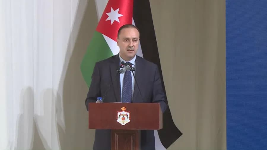 Al-Momani highlights 120 projects in Ma'an