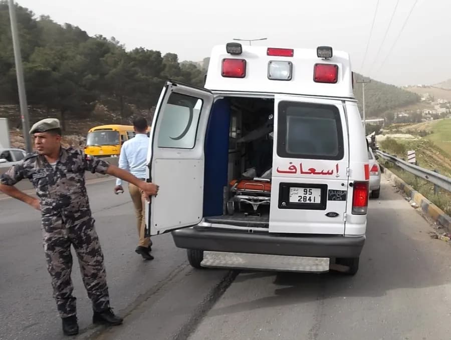 Young man falls during theft attempt in Irbid