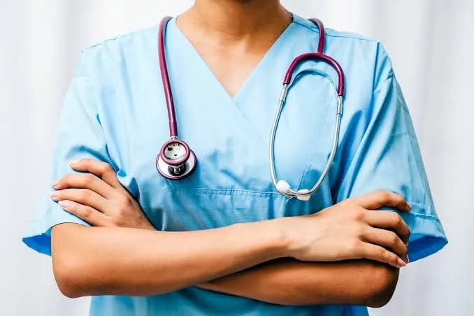 Public medical schools' acceptance drops to 97.6 percent