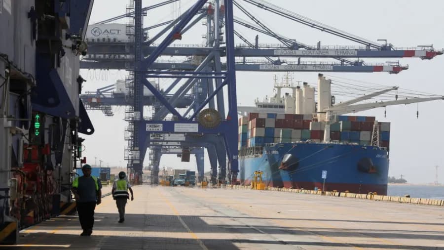 Abu Aqoula: 28% of Jordantrade via Bab al-Mandeb