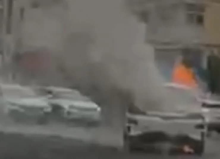 Vehicle Fire Occurs in Al-Zarqa Al-Jadida