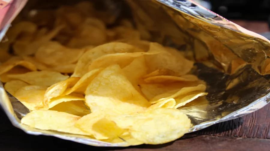Health Minister bans chips in schools