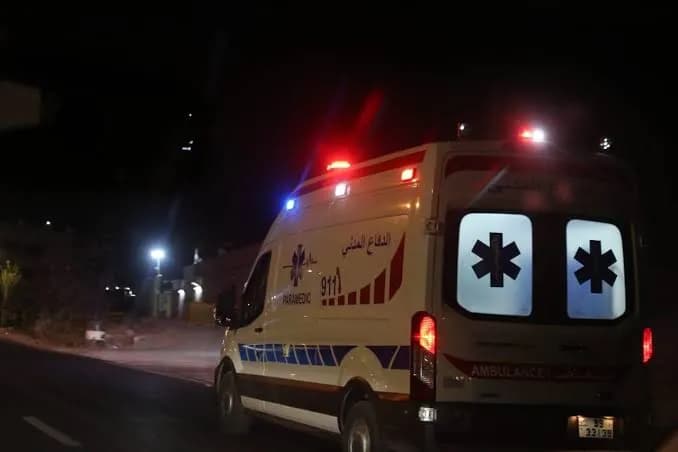 House fire in Bjirsh injures two, one dies