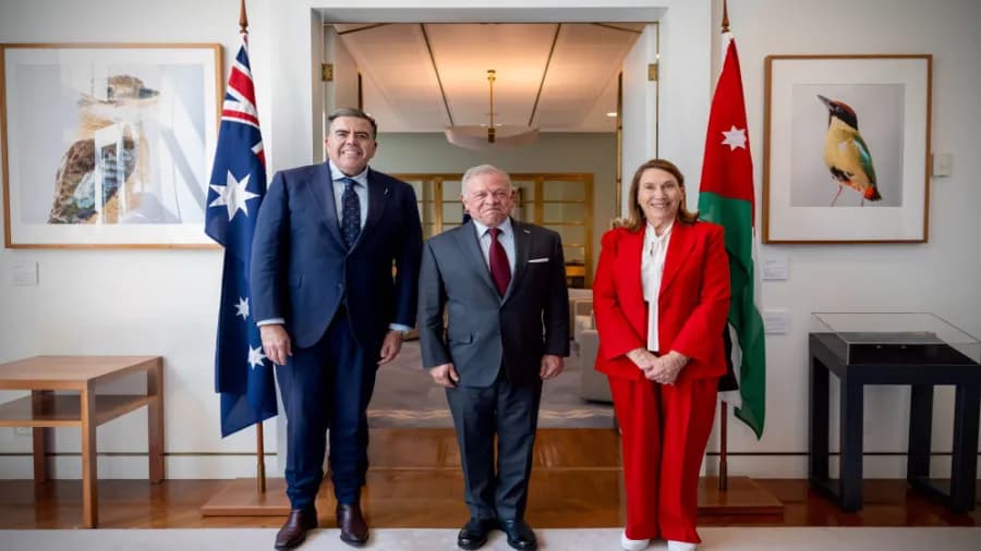 King discusses with Australian legislative leaders