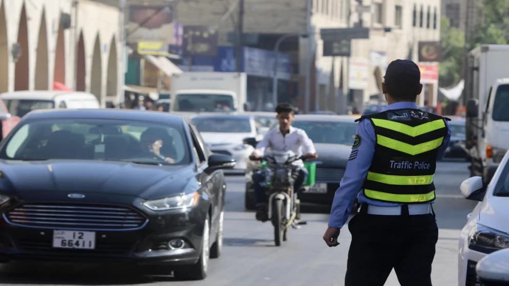 Traffic Dept. warns of fines and imprisonment for unlicensed driving