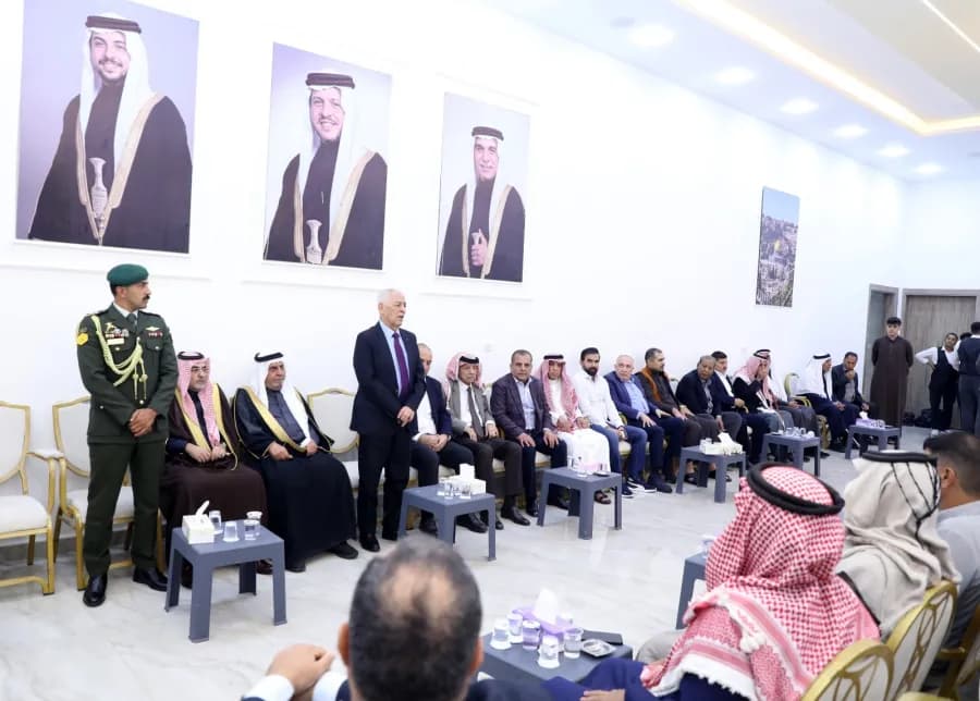 Al-Eisawi Extends Condolences to Clans