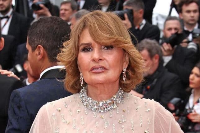يسرا تعبر عن حزنها على وفاة ابنة نجلاء فتحي