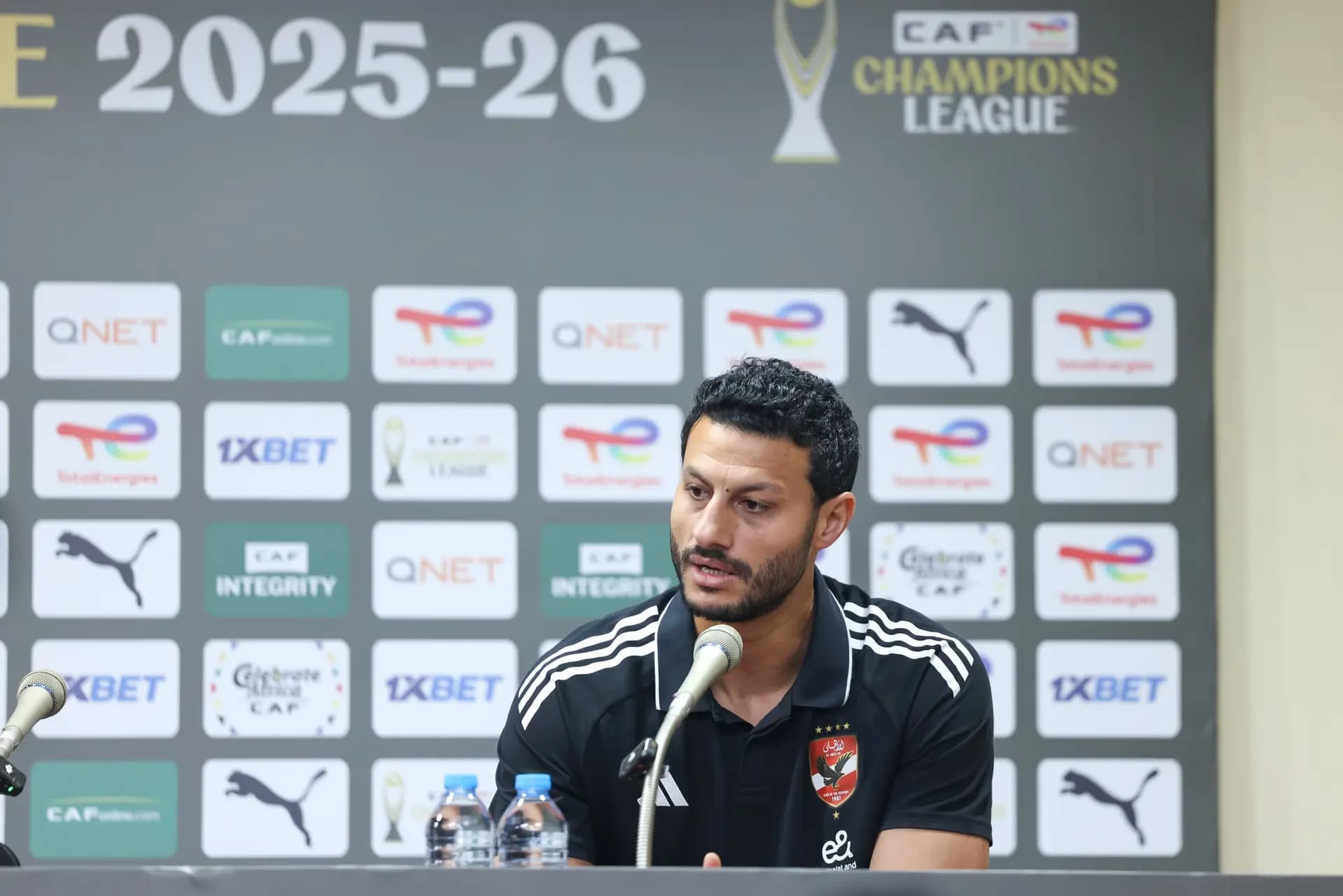 محمد الشناوي يطول مع الأهلي حتى 2028