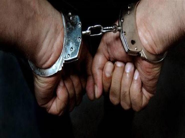الداخلية تتبع نصاباً زور صفة موظف بنك