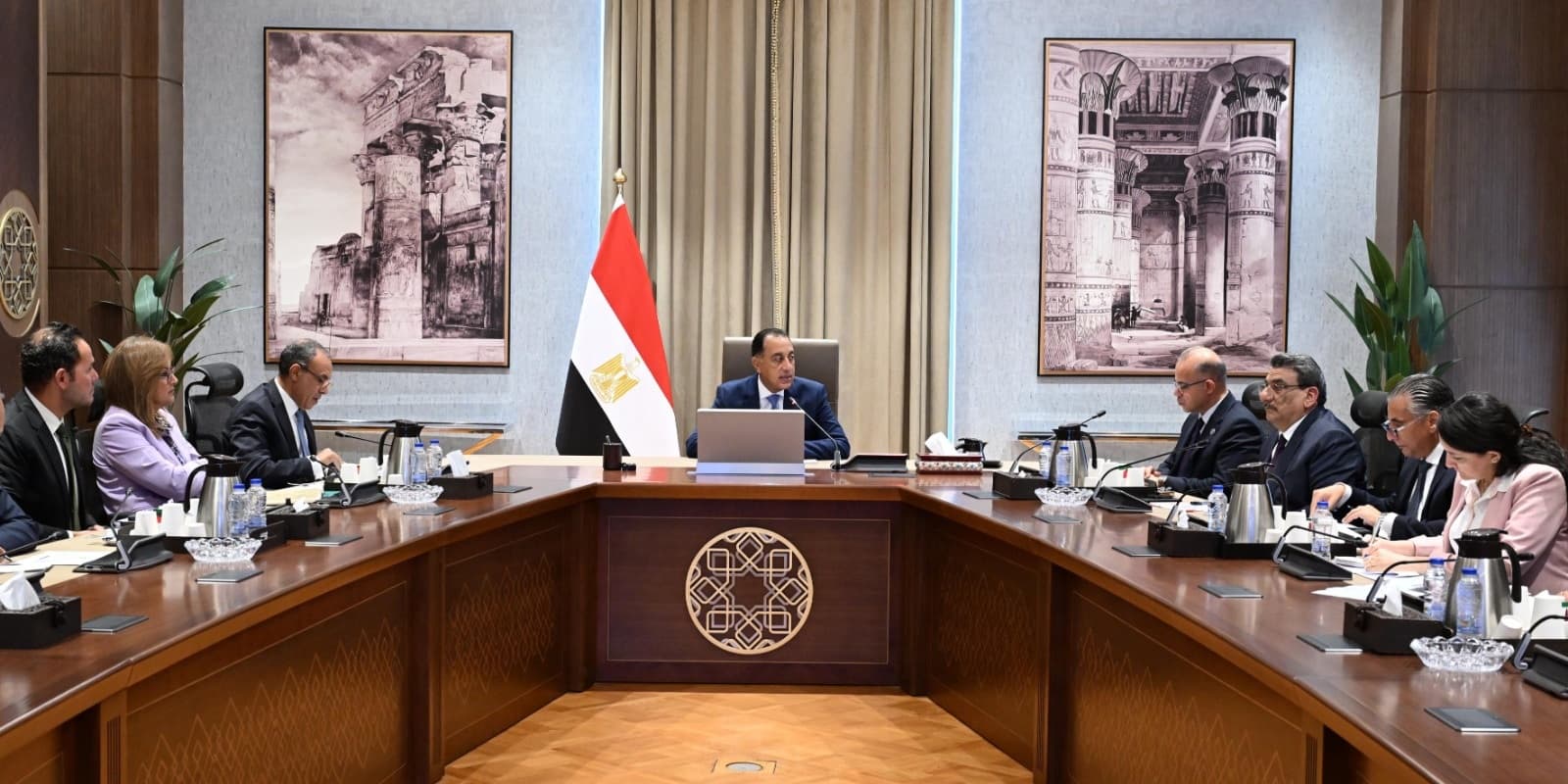 رئيس الوزراء يناقش زيارة الرئيس الصيني