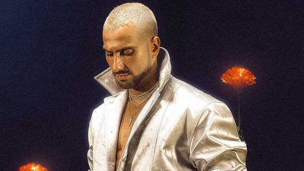 محمد الشرنوبي يوضح سبب اللوك الجديد