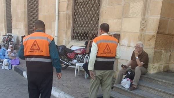التضامن ينقل أطفالاً إلى الرعاية بعد وفاة والدتهم