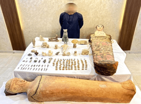 ضبط متهم بحيازة آثار فرعونية ورومانية بالمنيا