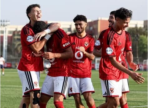 الأهلي يتفوق على الزمالك في ديربي الشباب