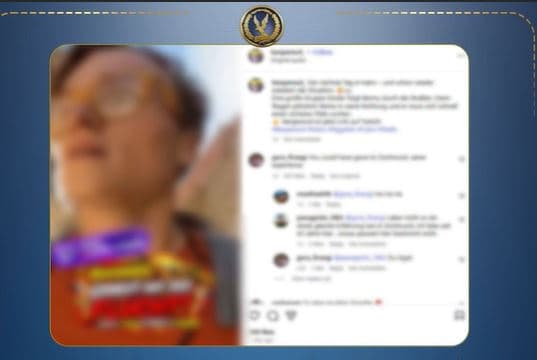 أطفال يهاجمون صانع محتوى أجنبي في المدرسة