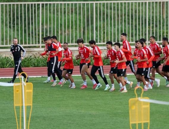 الأهلي يجري تدريبه الثاني في أوغندا