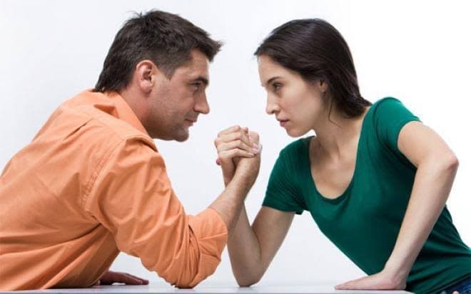 ليال أباظة توضح اختلاف طبيعة المرأة عن الرجل