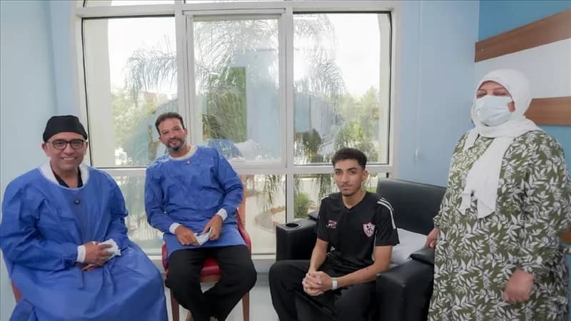 عمر يستعيد الأمل في العودة للكرة بعد زراعة الكبد