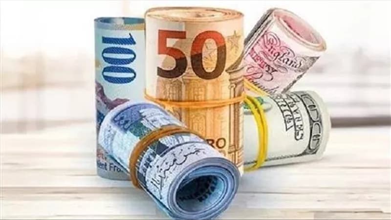 سعر صرف العملات في مصر الأحد