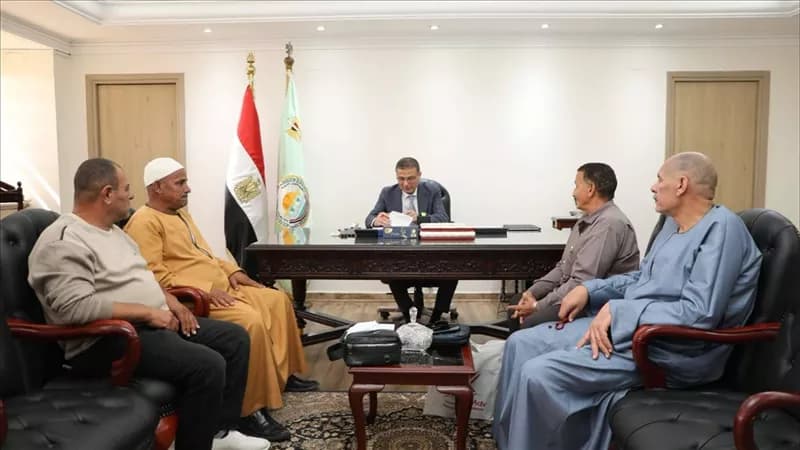 وزير الزراعة يناقش تطوير خدمات الفلاحين بالبحيرة