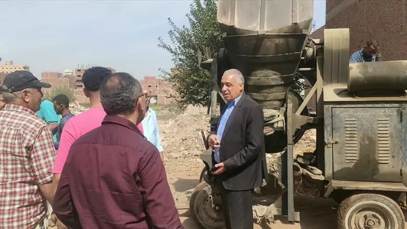 محافظ القليوبية يطالب بإزالة مخالفات البناء في ميت حلفا