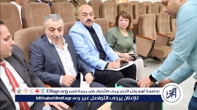 مياه أسيوط تسلم أدوات السباكة للمتدربين