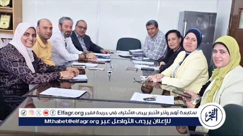 أسيوط تناقش دعم الأطباء وتطوير العمل