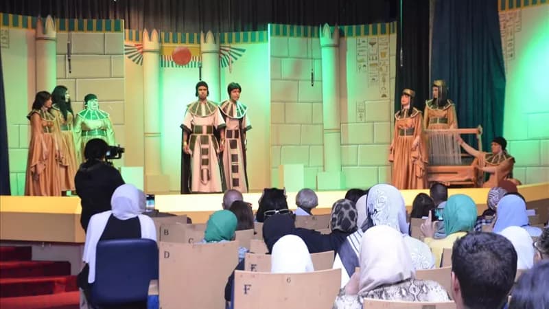 التضامن تعرض بنات الشمس بمكتبة مصر الجديدة