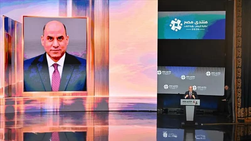 وزير العمل يعلن خطة لتوفير 3 ملايين فرصة عمل