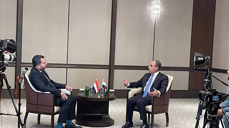 وزير الخارجية يلتقي بقناة TRT على هامش اجتماعات اسطنبول