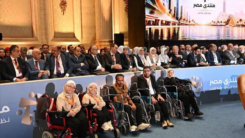 كبار السن يعبرون عن فرحتهم بدعوة السيسي لمنتدى مصر 2026