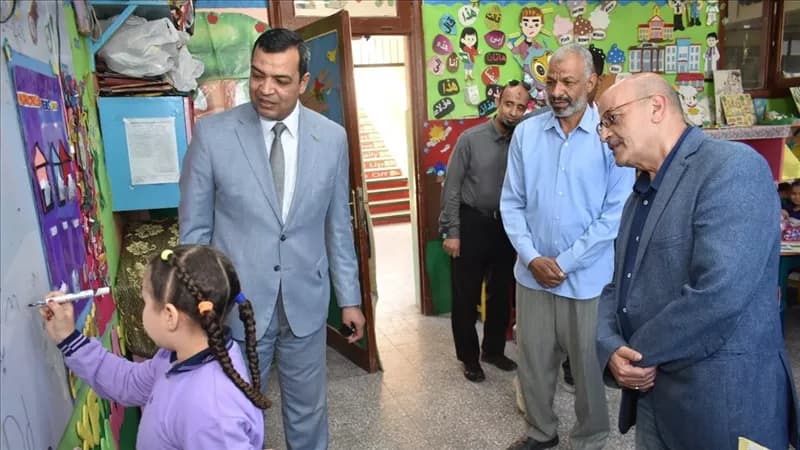مدير تعليم سوهاج يتابع انتظام الدراسة بمدارس جرجا