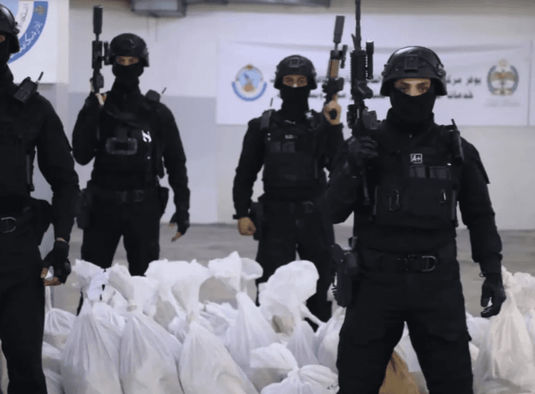 Drug Control Seizes 107 Crystal Cases and Detains 188