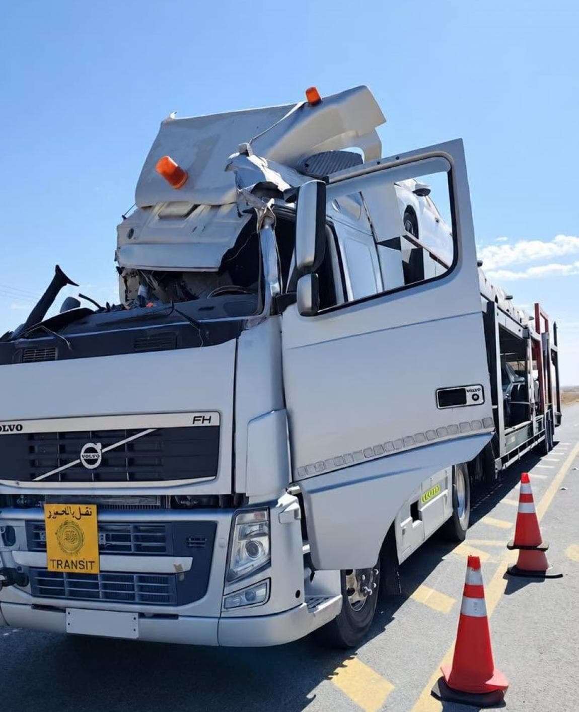 Security forces confiscate damaged vehicle in Shawar