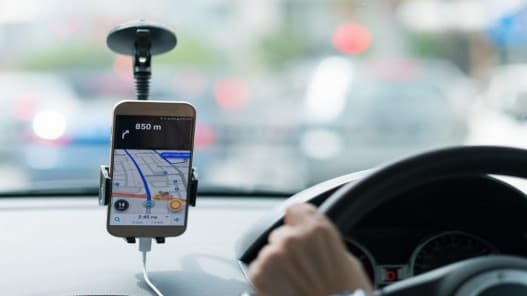 Transport Authority tests app driver pricing