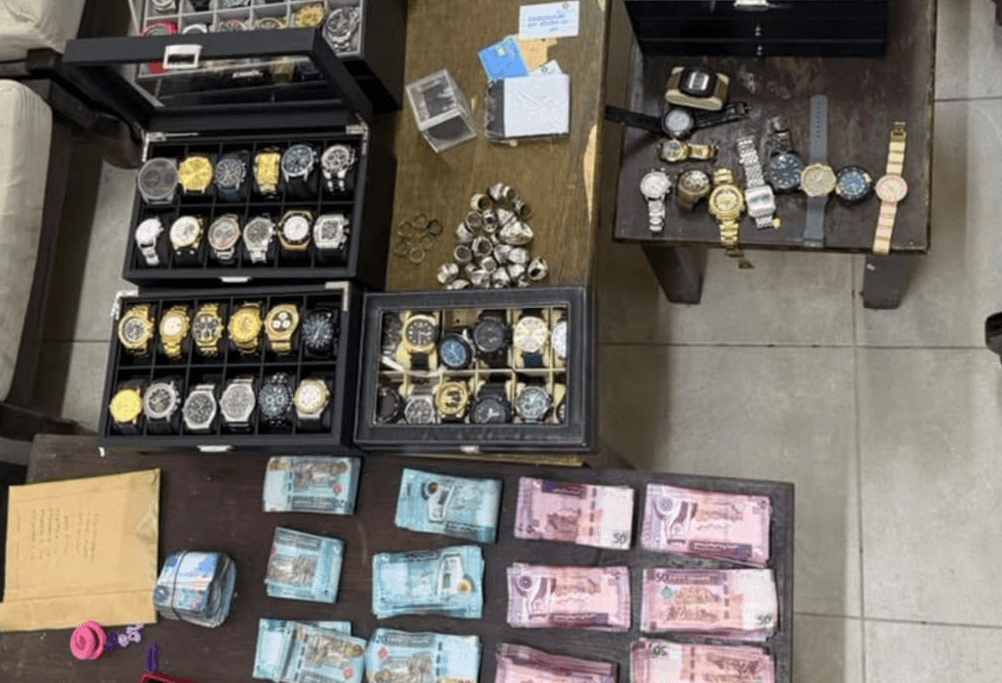 Online scammer detained via phone sales